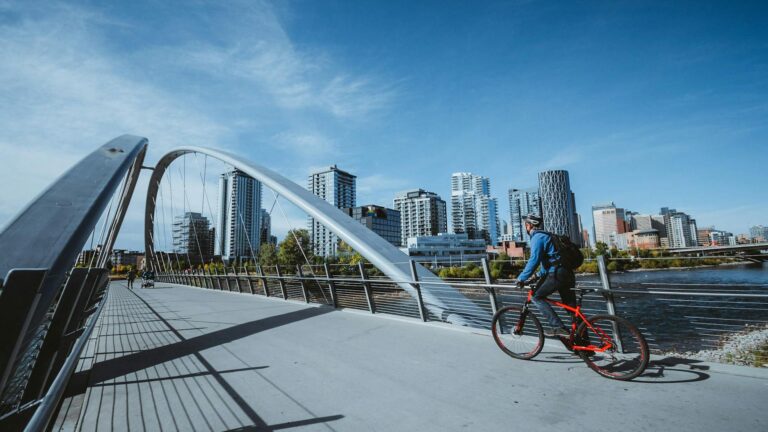 Calgary Community Guide