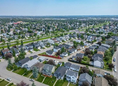 Edgewater Airdrie Homes For sale