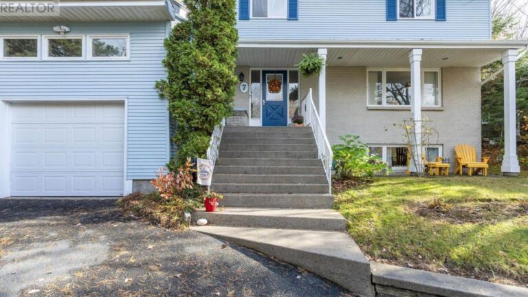 modern houses in halifax