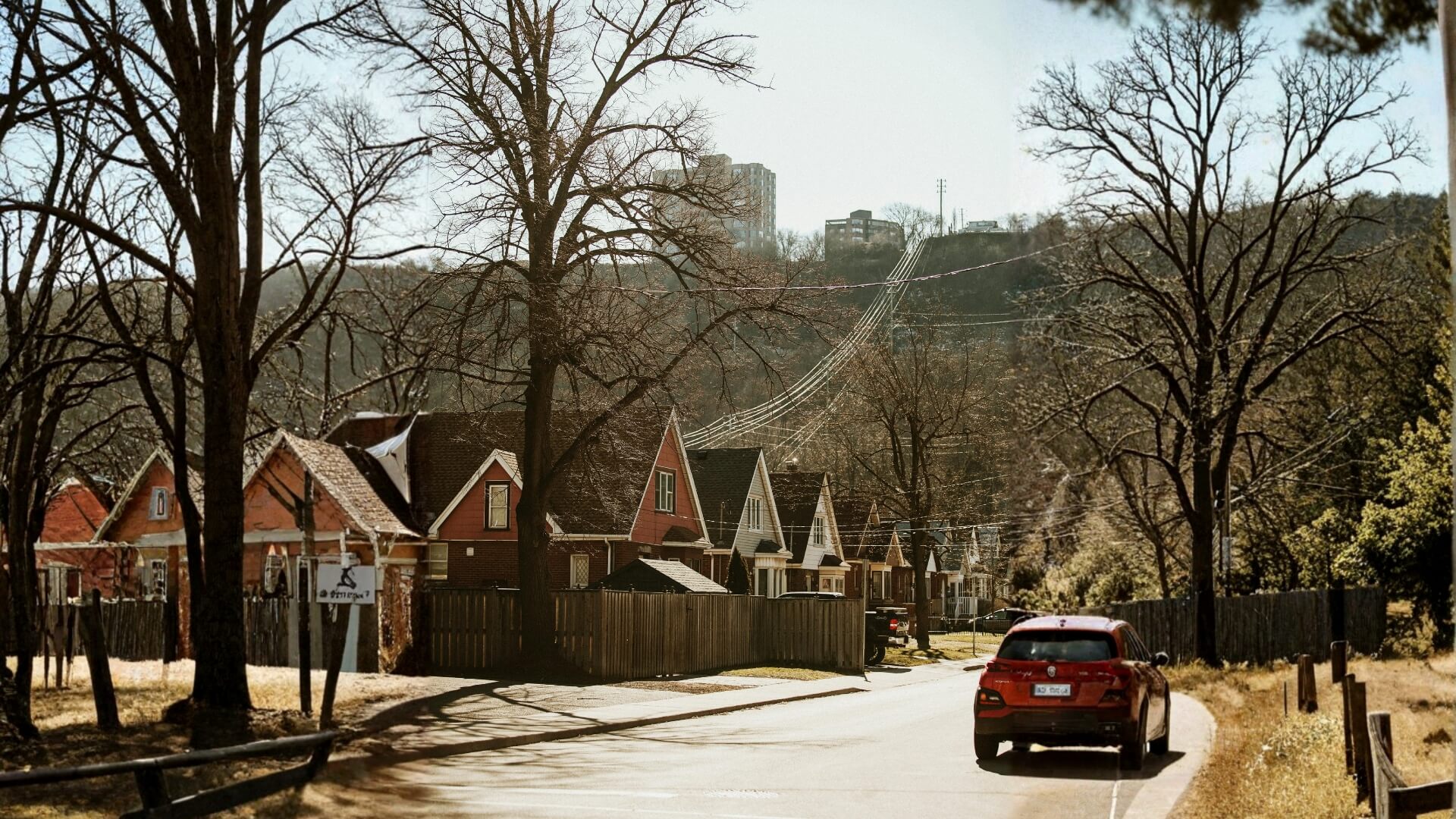 First-Time Buyers: Where to Find a Detached Home Under $650k in Hamilton